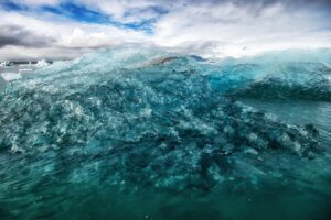 溶けにくい氷を使ったボトルインサートの効果とは？