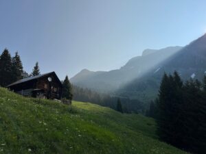 遠足での熱中症対策に必要なグッズチェックリストは？